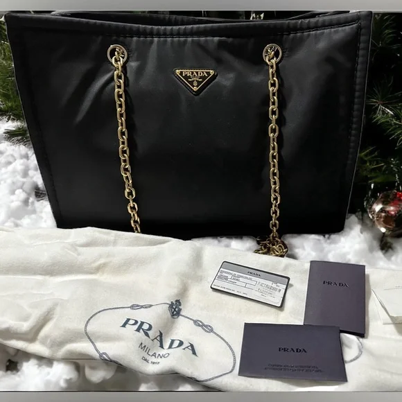 🔥 NWT! PRADA Tessuto Chain Tote W/ Authenticity Card and Dust-bag! - Picture 2 of 16